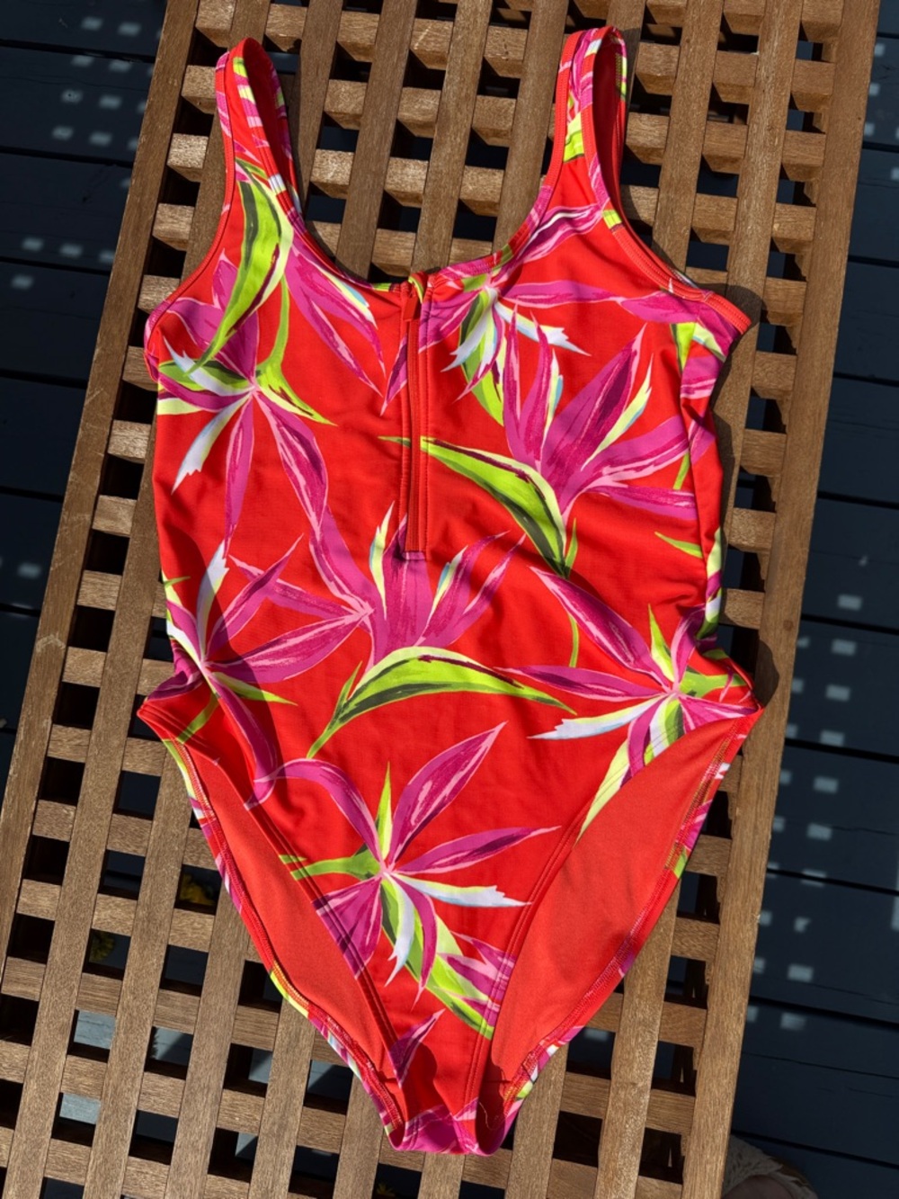 Old Navy Red Tropical Leaf One‑Piece Swimsuit – Size Large